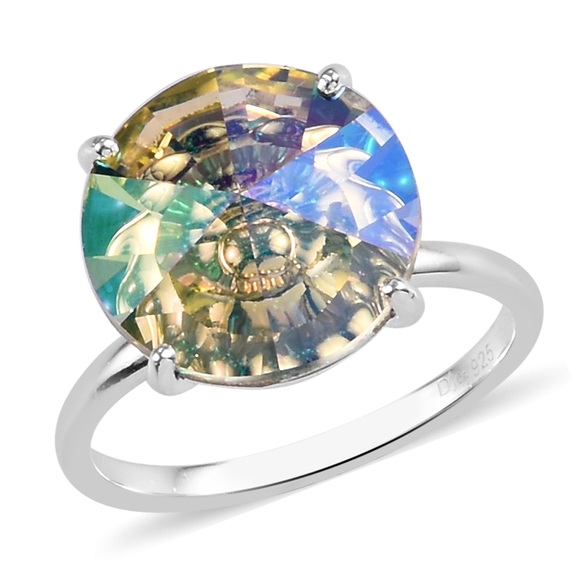 Swarovski Jewelry - SWAROVSKI Lumingreen Solitaire Ring